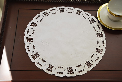 White color Dynasty Round Doilies 14" Round. 4 pieces